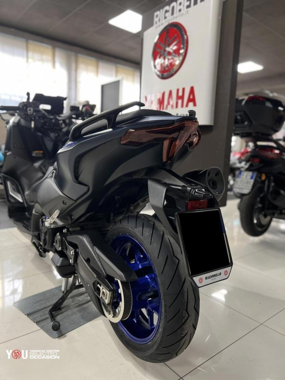 Yamaha T-Max 560 (2022 - 24) (11)