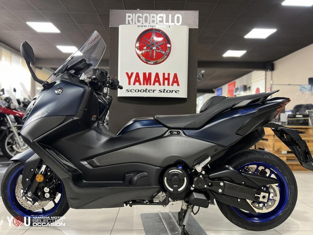 Yamaha T-Max 560 (2022 - 24) (13)