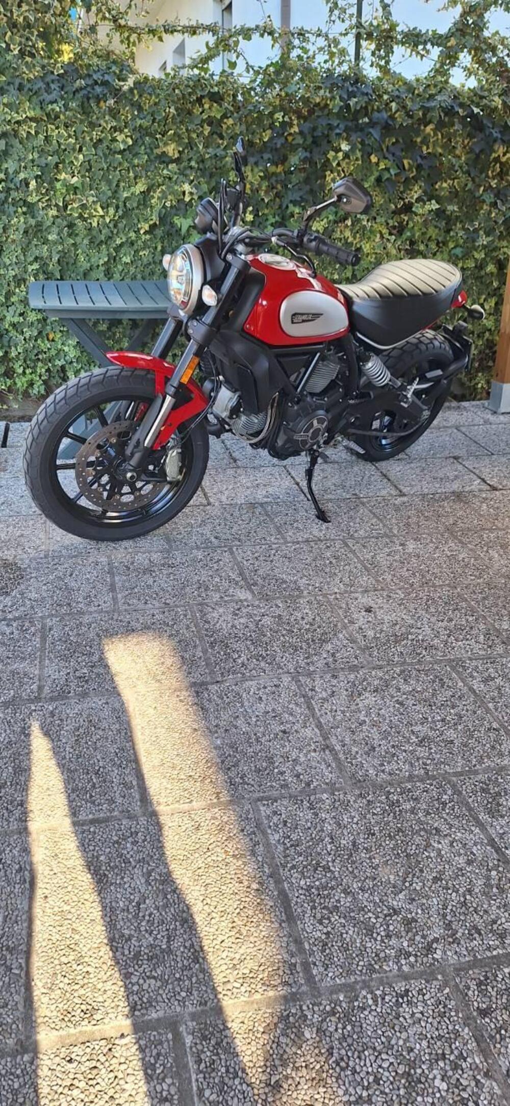 Ducati Scrambler 800 Icon (2017 - 20) (2)