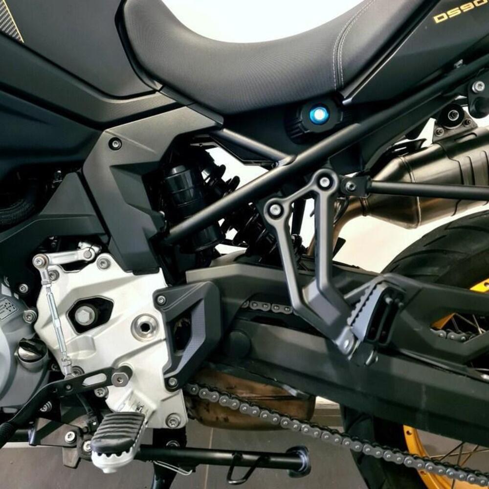 Voge Valico 900DSX (2024 - 26) (11)