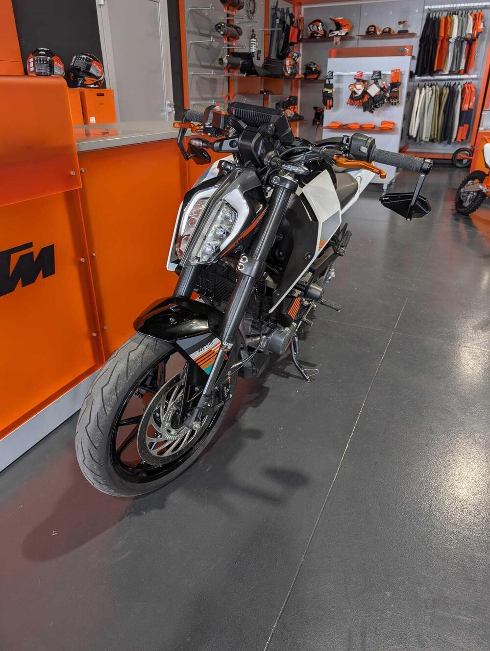 KTM 390 Duke (2021 - 23) (3)