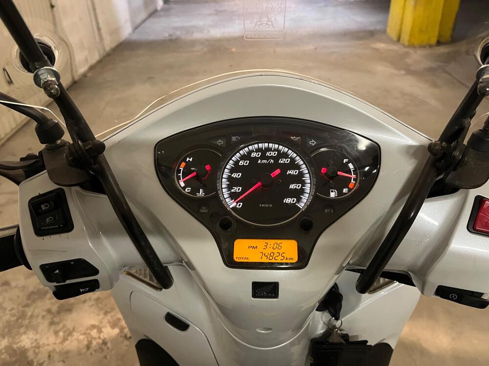 Honda SH 300 i (2006 - 10) (6)