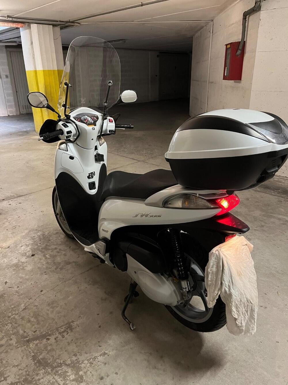 Honda SH 300 i (2006 - 10) (7)