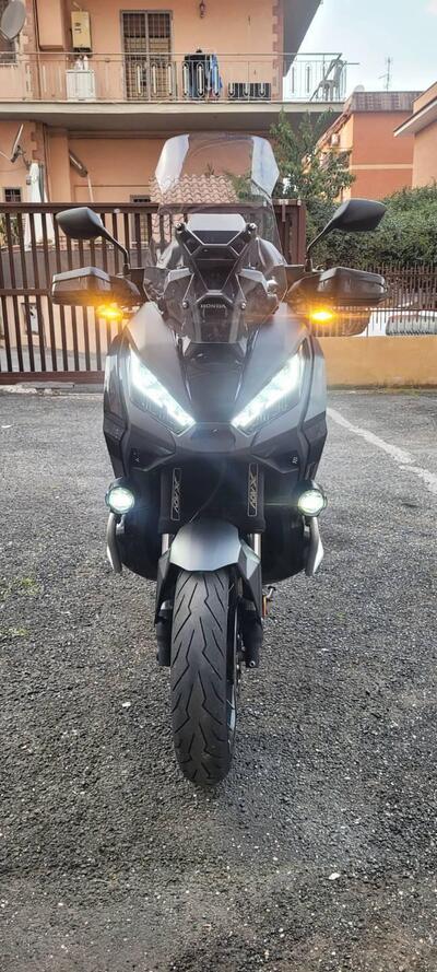 Honda X-ADV 750 DCT Adventure (2021 - 24) usata