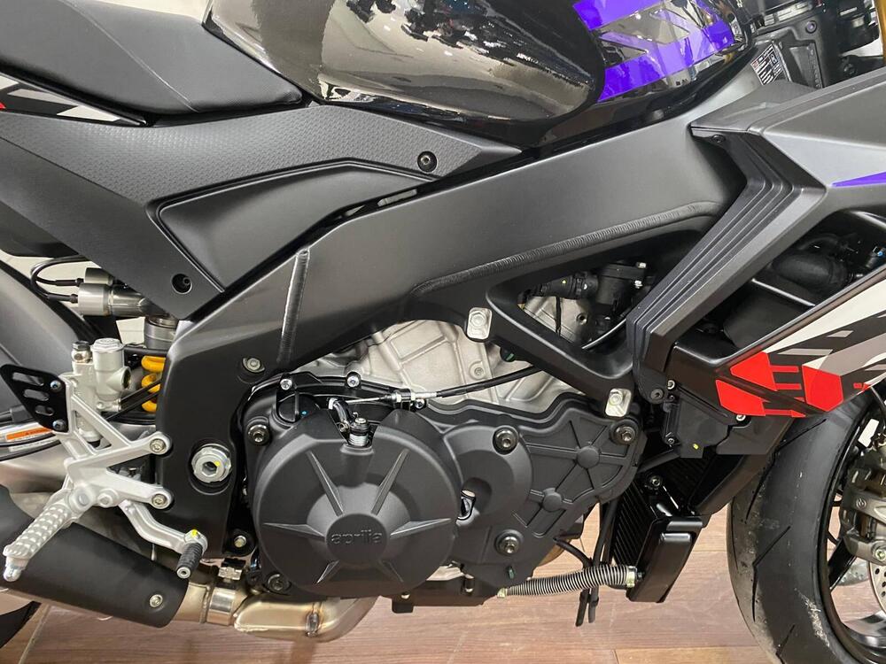 Aprilia Tuono V4 Factory (2025 - 26) (6)
