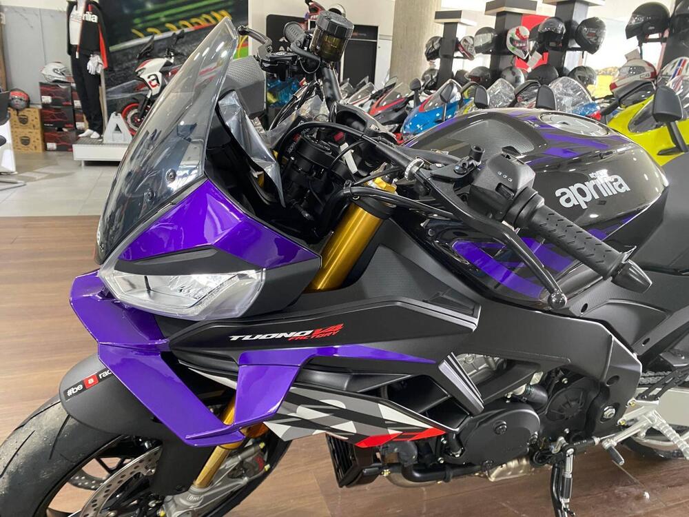 Aprilia Tuono V4 Factory (2025 - 26) (8)