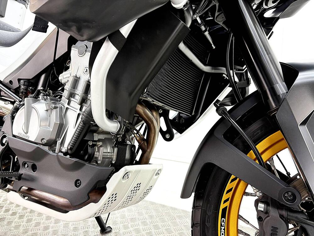 CFMOTO 800MT Explore (2023 - 26) (13)