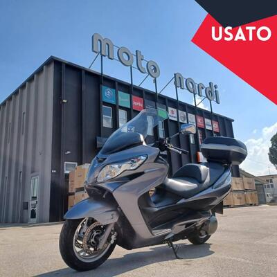 Suzuki Burgman AN 400 (2008 - 13) usata