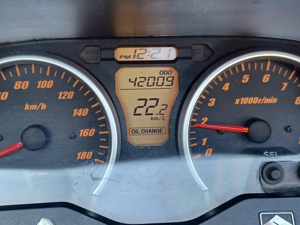 Suzuki Burgman AN 400 (2008 - 13) (7)