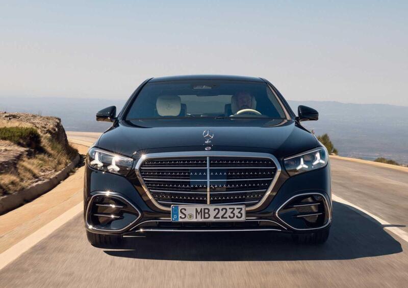 Mercedes-Benz Classe S (2020-->>) (8)