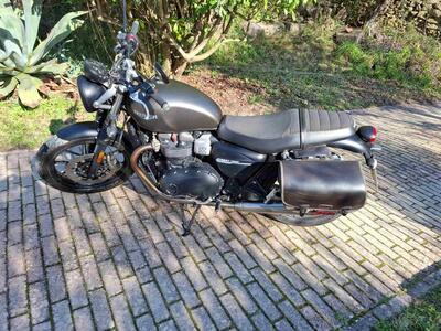 Triumph Street Twin 900 (2019 - 20) usata