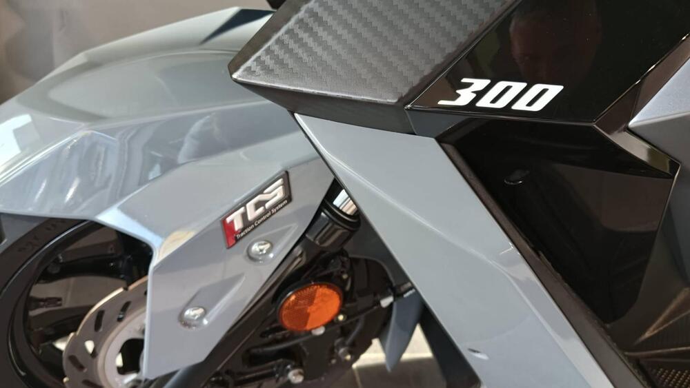 Sym Cruisym 300 (2021 - 24) (10)