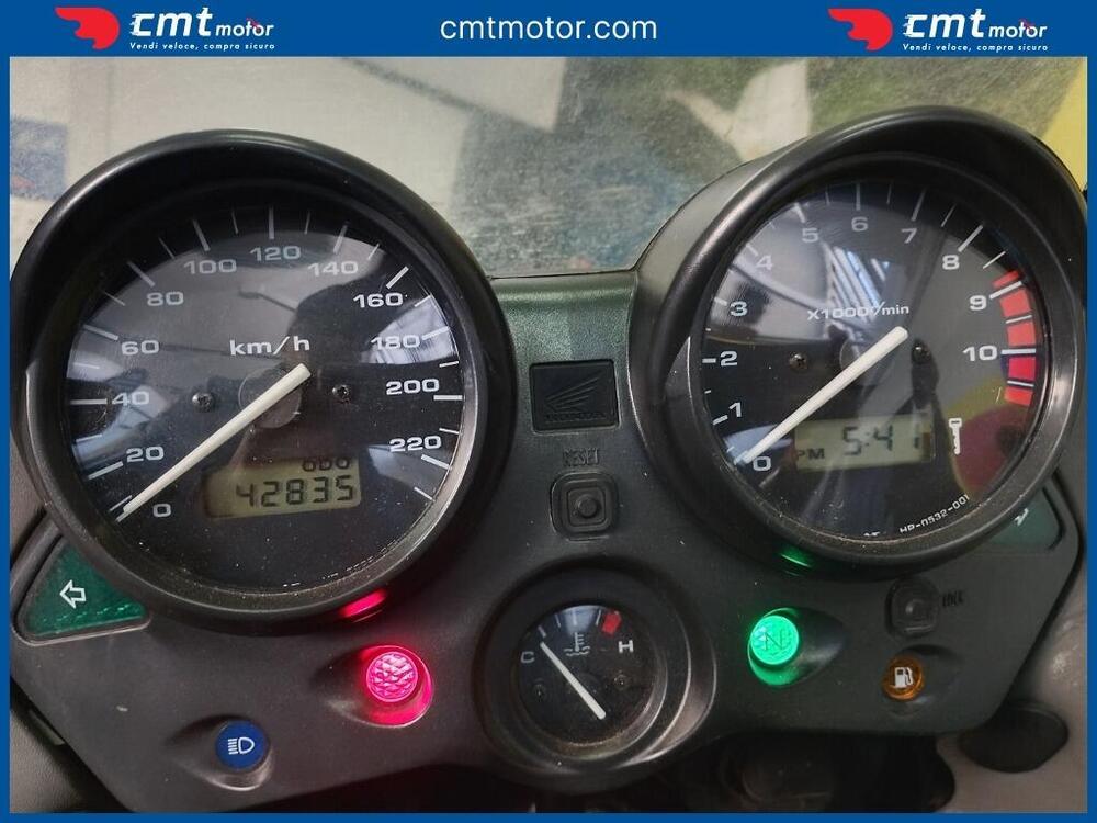 Honda Varadero 1000 (1999 - 02) (5)