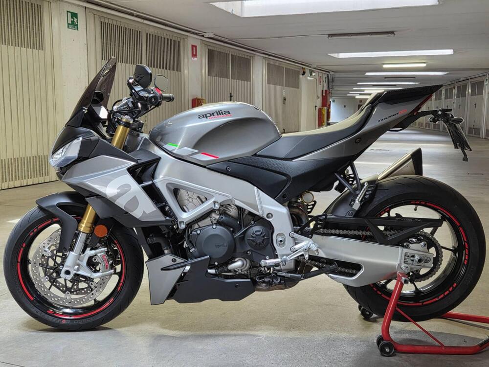 Aprilia Tuono V4 (2021 - 24) (7)
