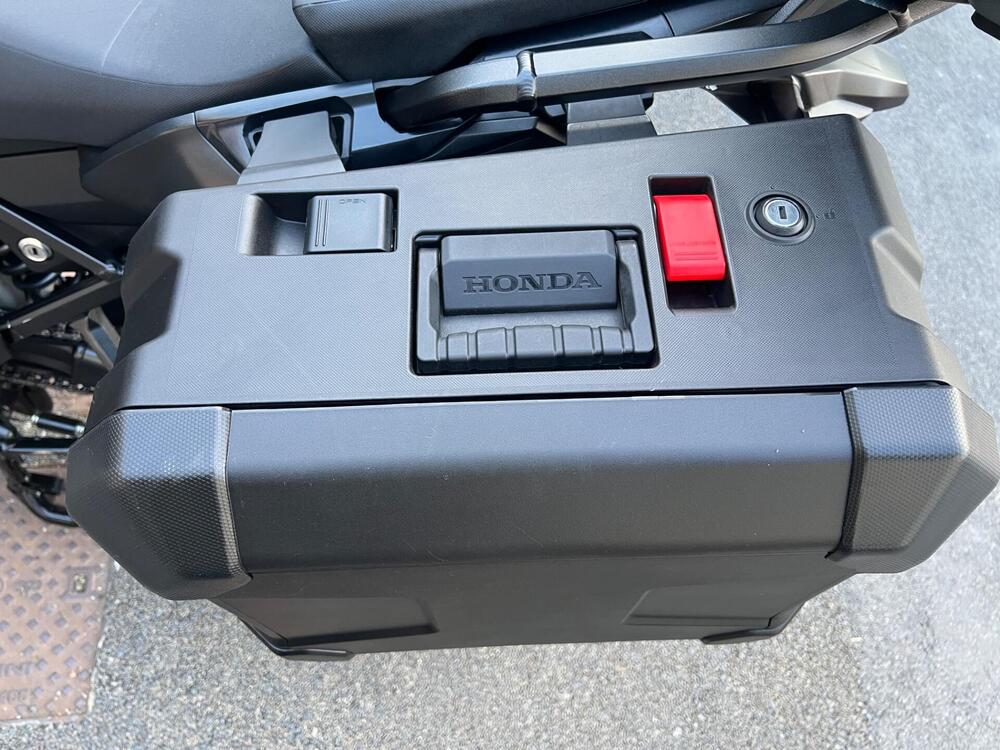 Honda Africa Twin CRF 1100L DCT (2022 - 23) (12)