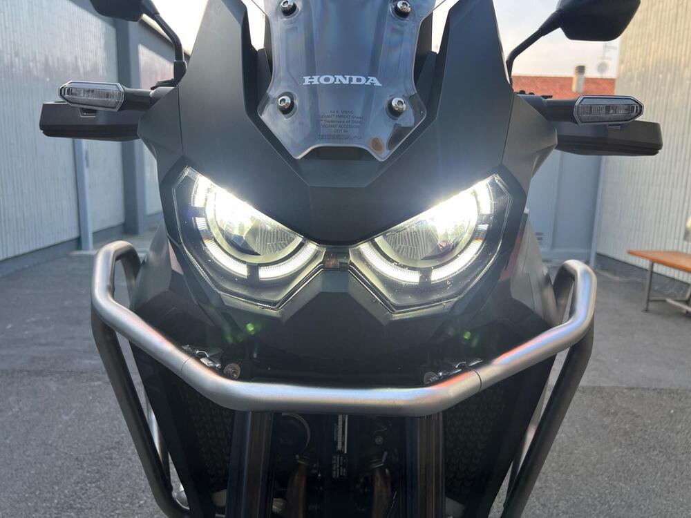 Honda Africa Twin CRF 1100L DCT (2022 - 23) (9)