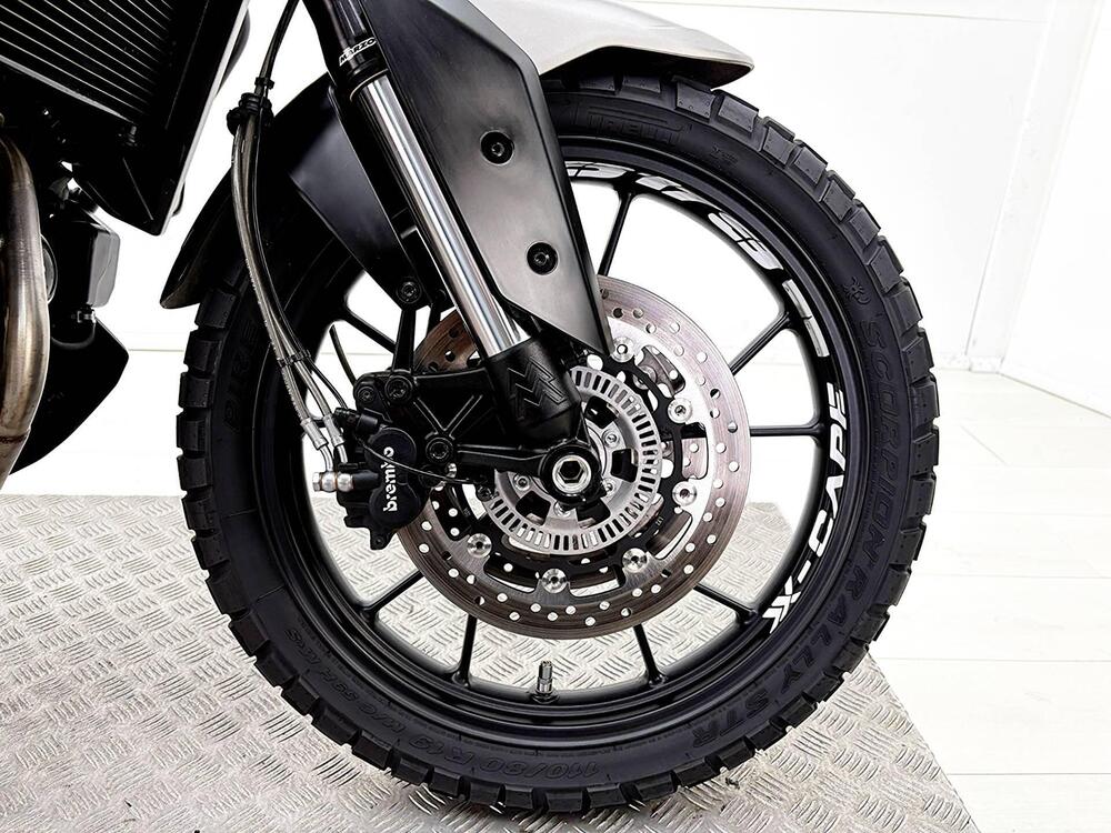 Moto Morini X-Cape 650 (2021 - 26) (12)