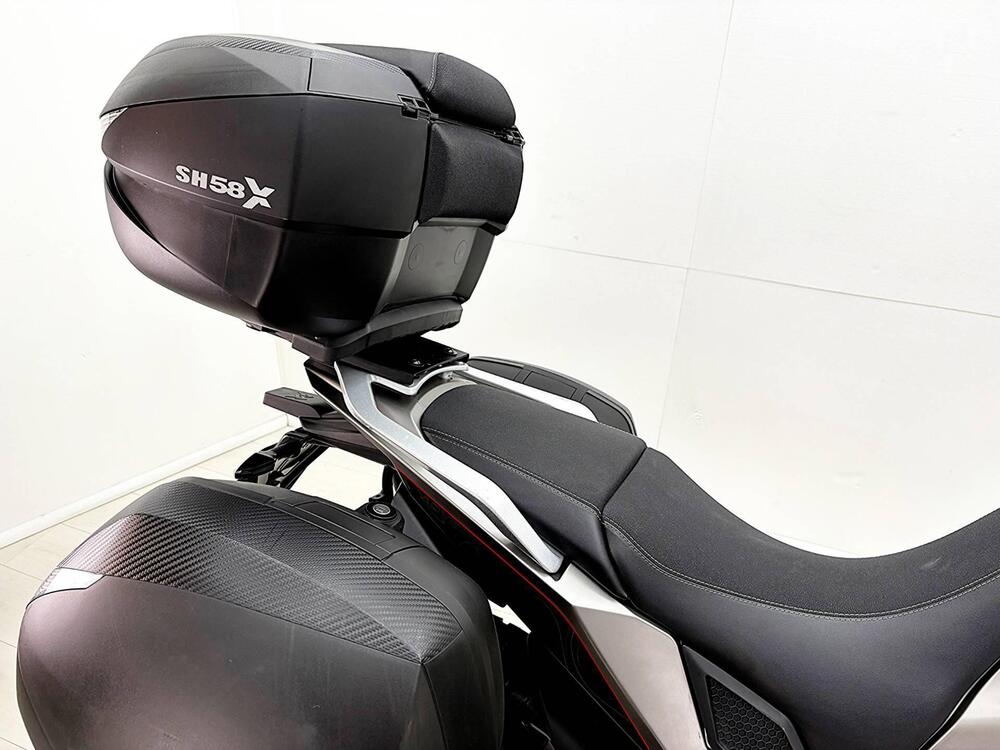 Moto Morini X-Cape 650 (2021 - 26) (7)