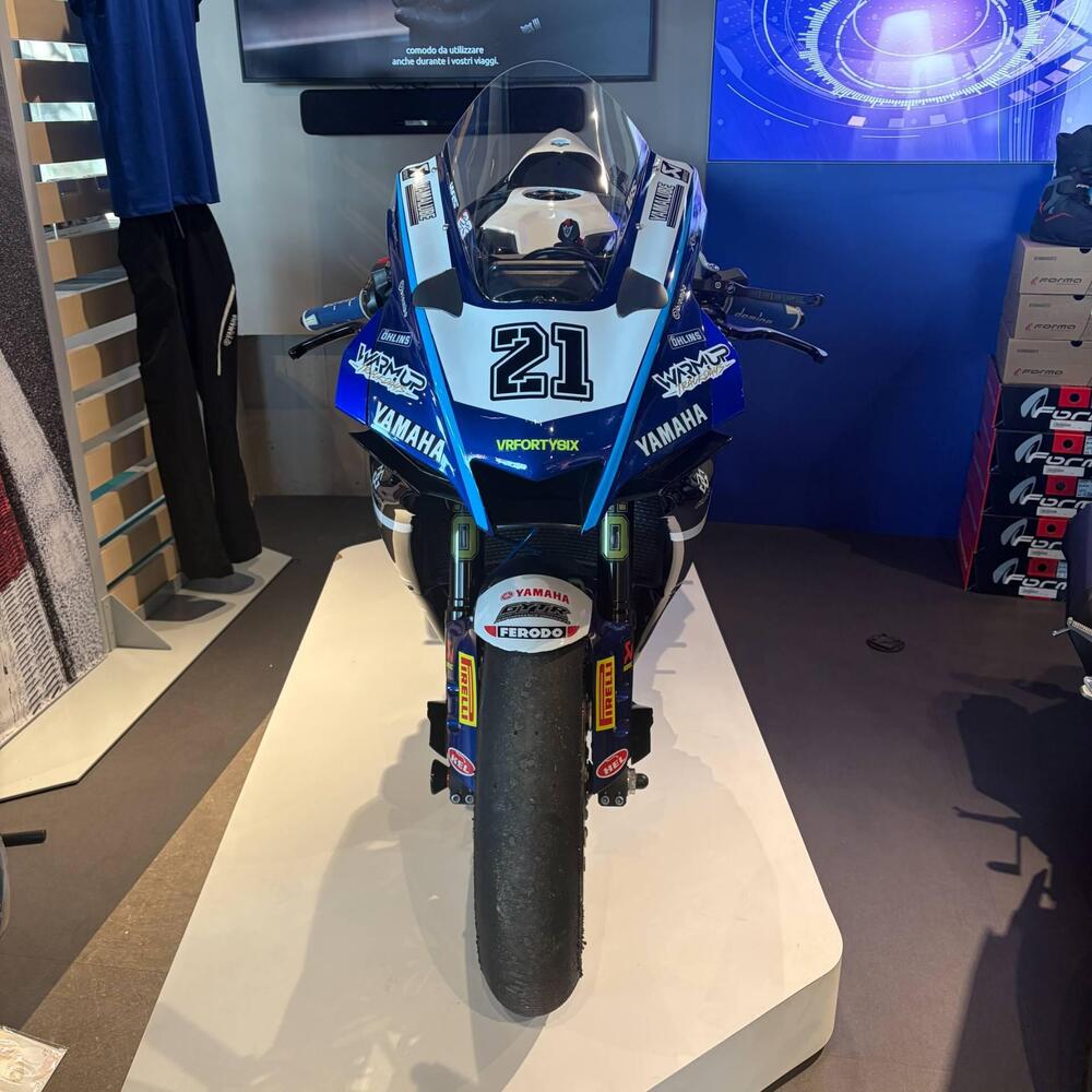 Yamaha YZF R1 (2020 - 25) (13)