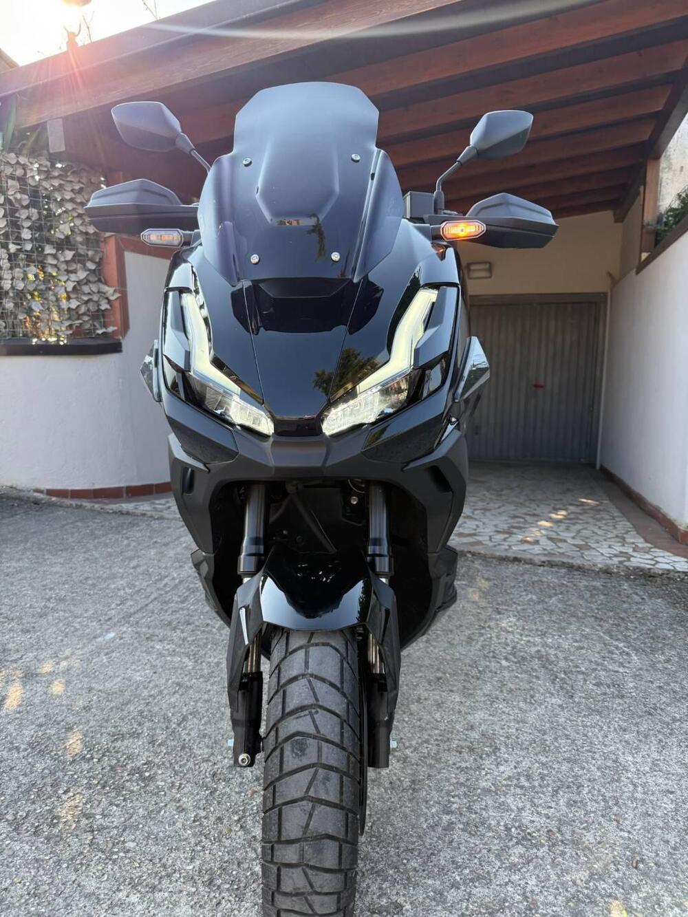 Honda ADV 350 Special Edition (2025 - 26) (6)