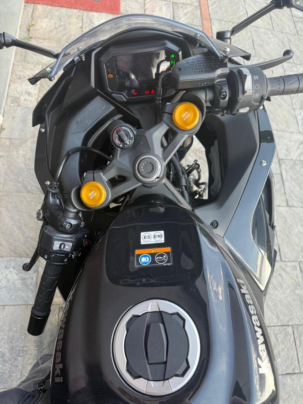 Kawasaki Ninja ZX-4R (2024 - 26) (3)