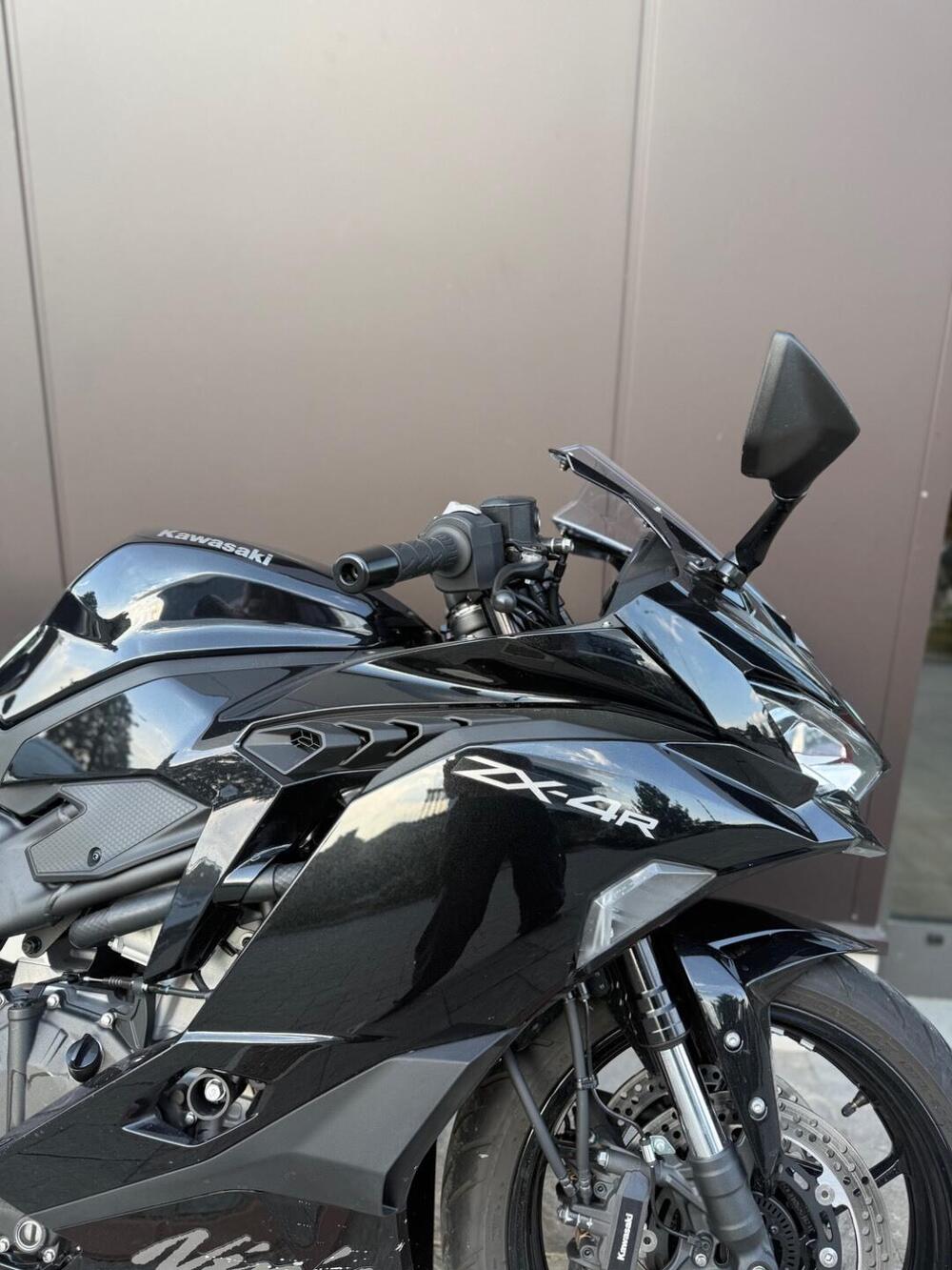 Kawasaki Ninja ZX-4R (2024 - 26) (7)
