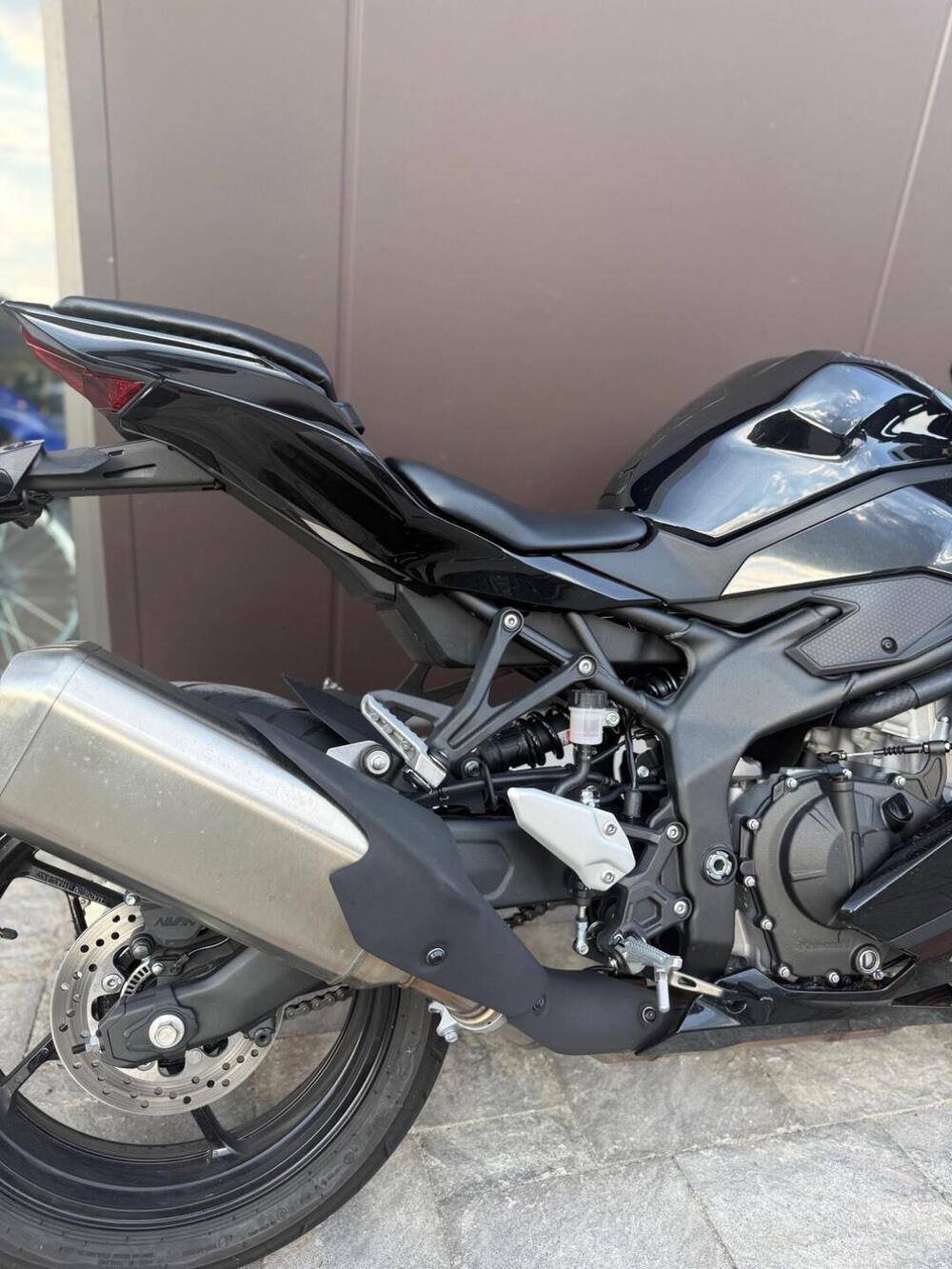 Kawasaki Ninja ZX-4R (2024 - 26) (8)