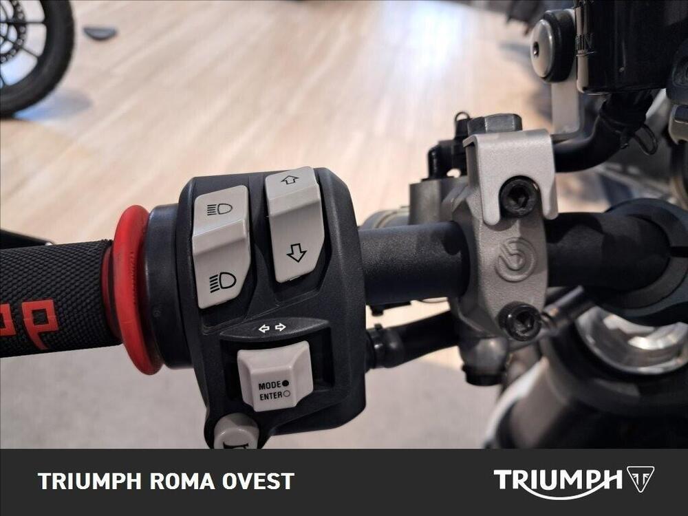 Ducati Monster 937 (2021 - 25) (12)