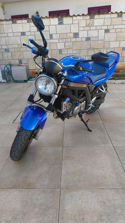 Suzuki SV 650 (2006 - 11) usata