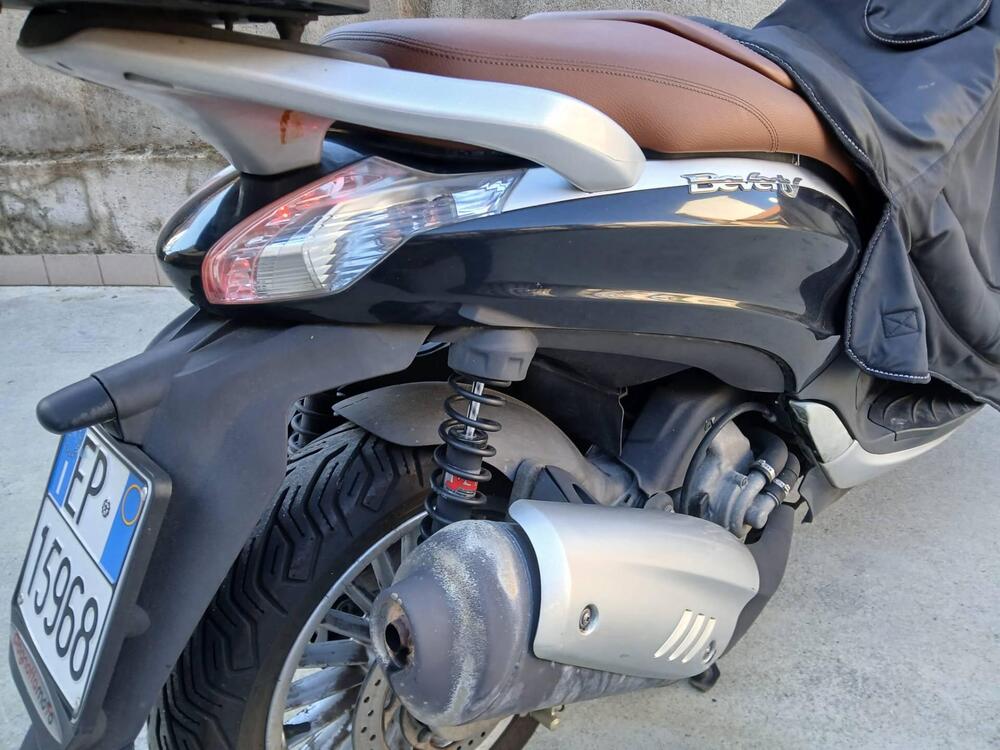 Piaggio Beverly 300 i.e. (2010 - 16) (2)