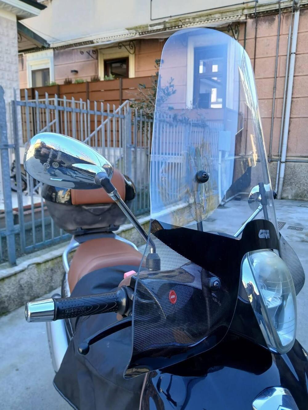 Piaggio Beverly 300 i.e. (2010 - 16) (3)