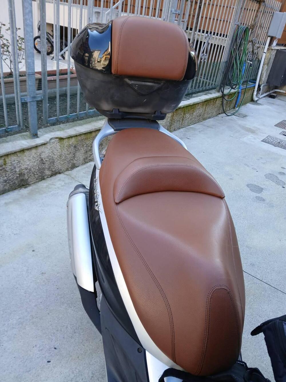 Piaggio Beverly 300 i.e. (2010 - 16) (5)