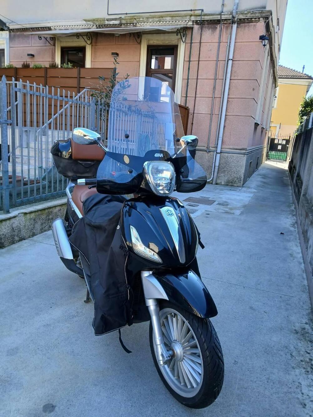 Piaggio Beverly 300 i.e. (2010 - 16) (10)