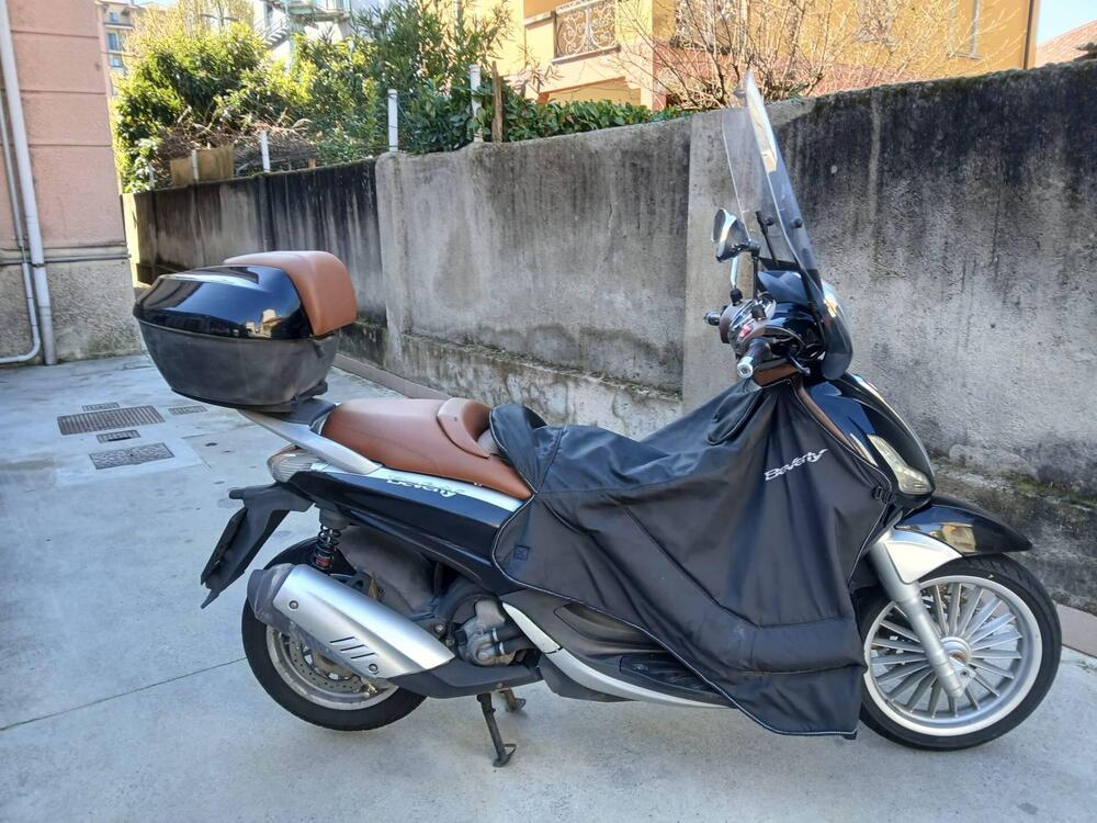 Piaggio Beverly 300 i.e. (2010 - 16)