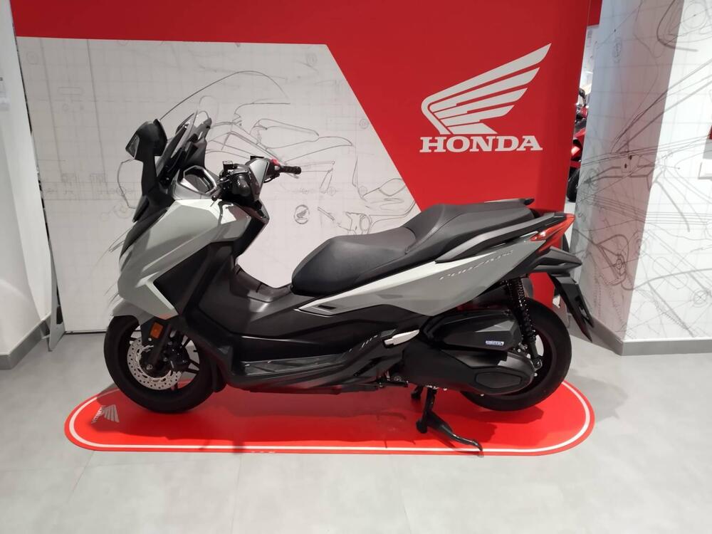 Honda Forza 350 (2025 - 26) (2)