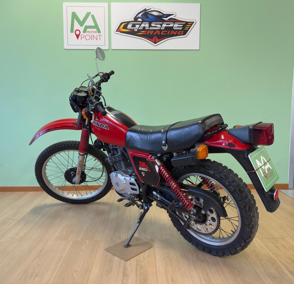 Honda XL 250 S-R (5)