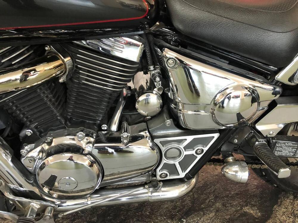 Suzuki Marauder VZ 800 (3)