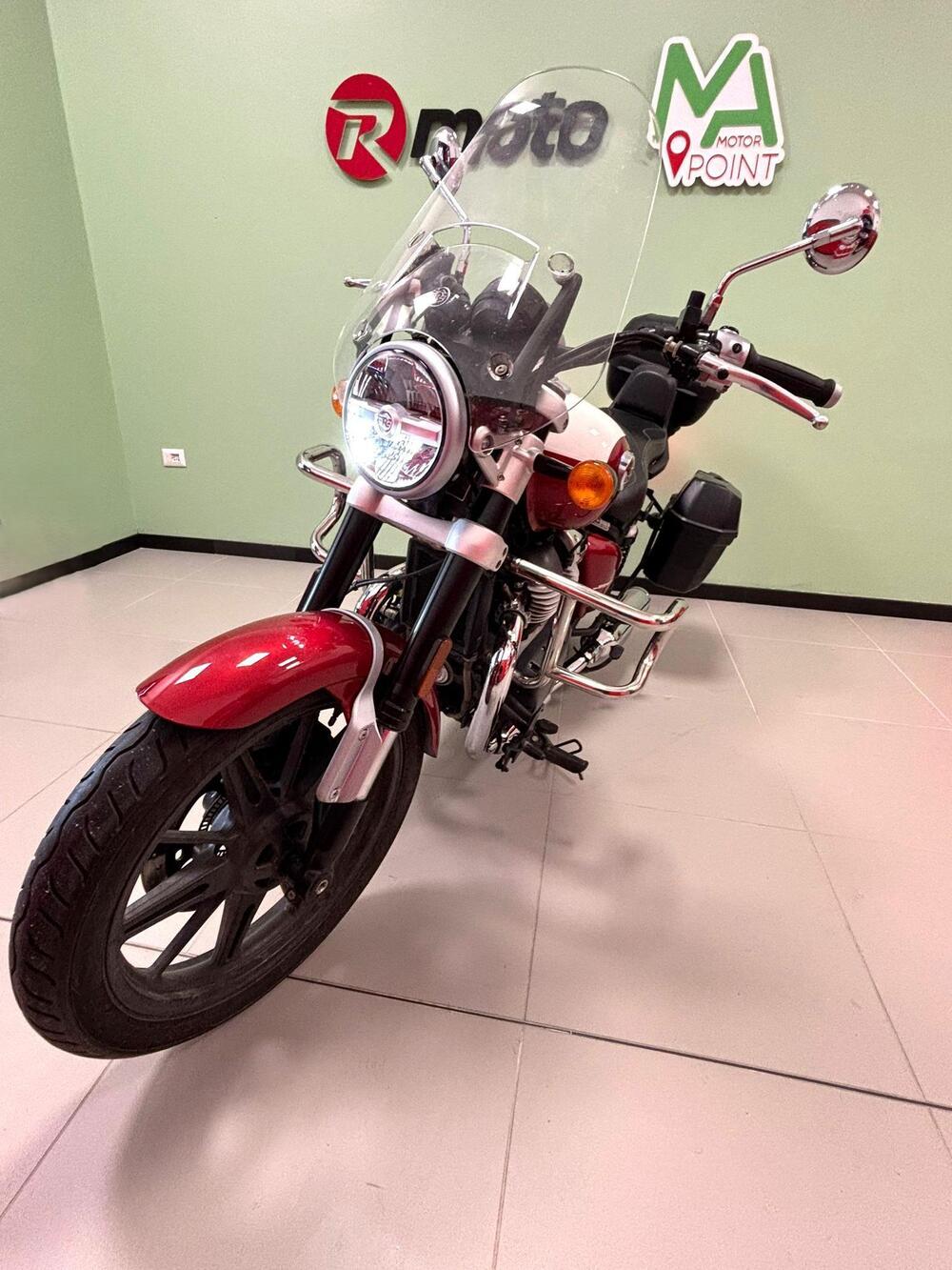 Royal Enfield Super Meteor 650 (2023 - 26) (3)