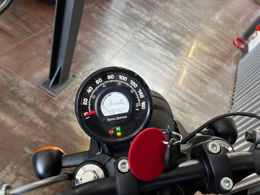 Royal Enfield HNTR 350 (2022 - 26) (2)