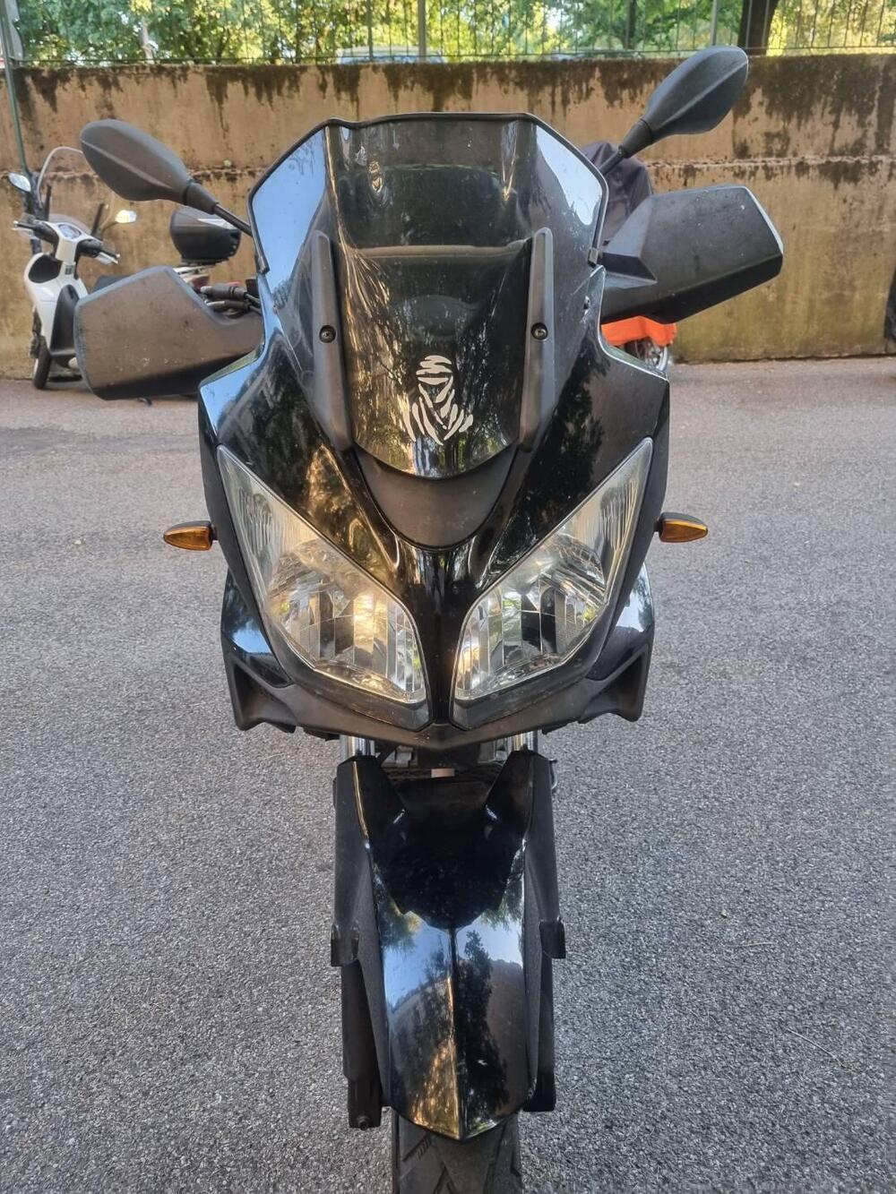 Suzuki V-Strom 650 (2008 - 11) (2)