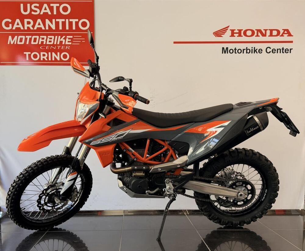 KTM 690 Enduro R (2022 - 25) (2)