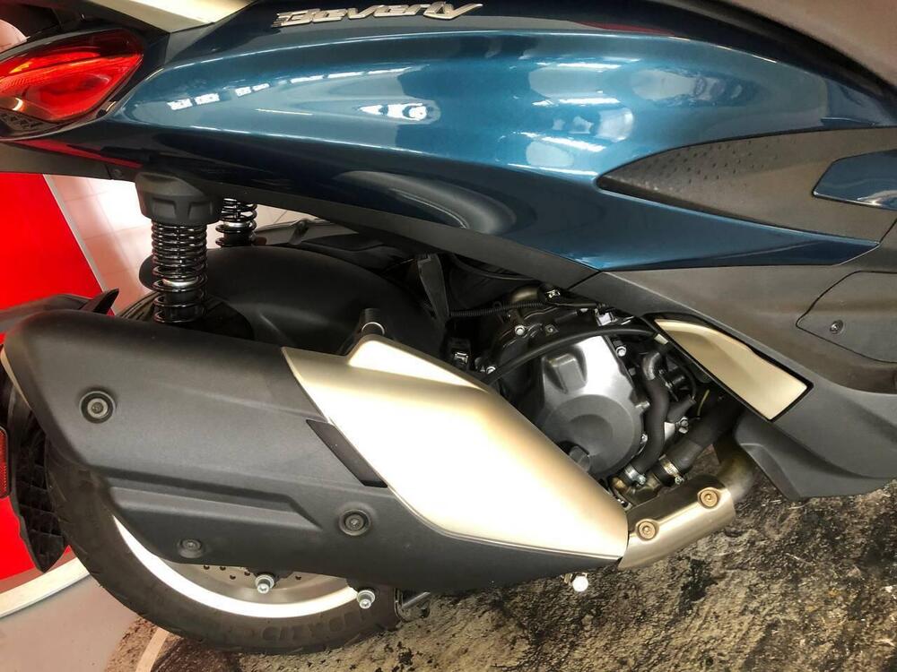 Piaggio Beverly 400 ABS-ASR (2021 - 24) (5)