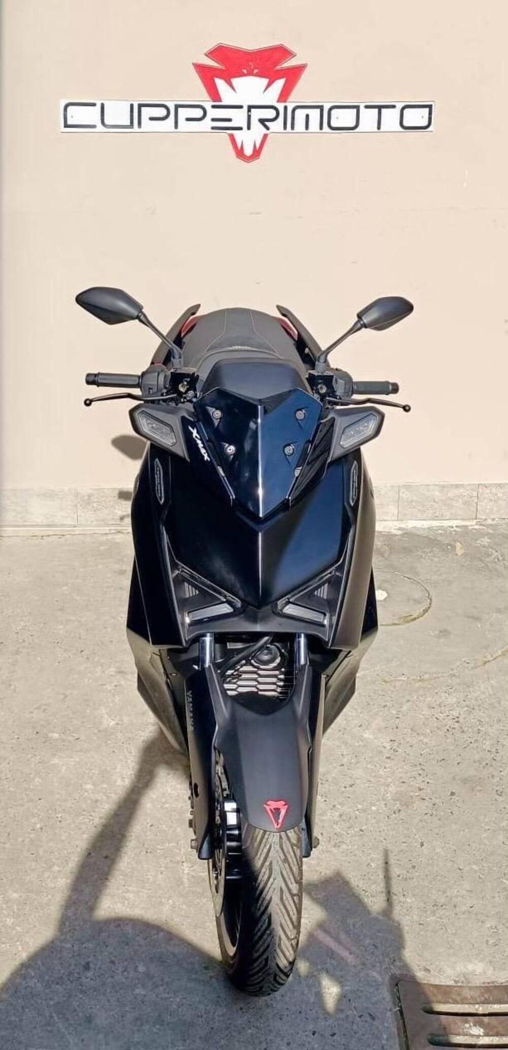 Yamaha X-Max 300 Tech Max (2021 - 24) (2)