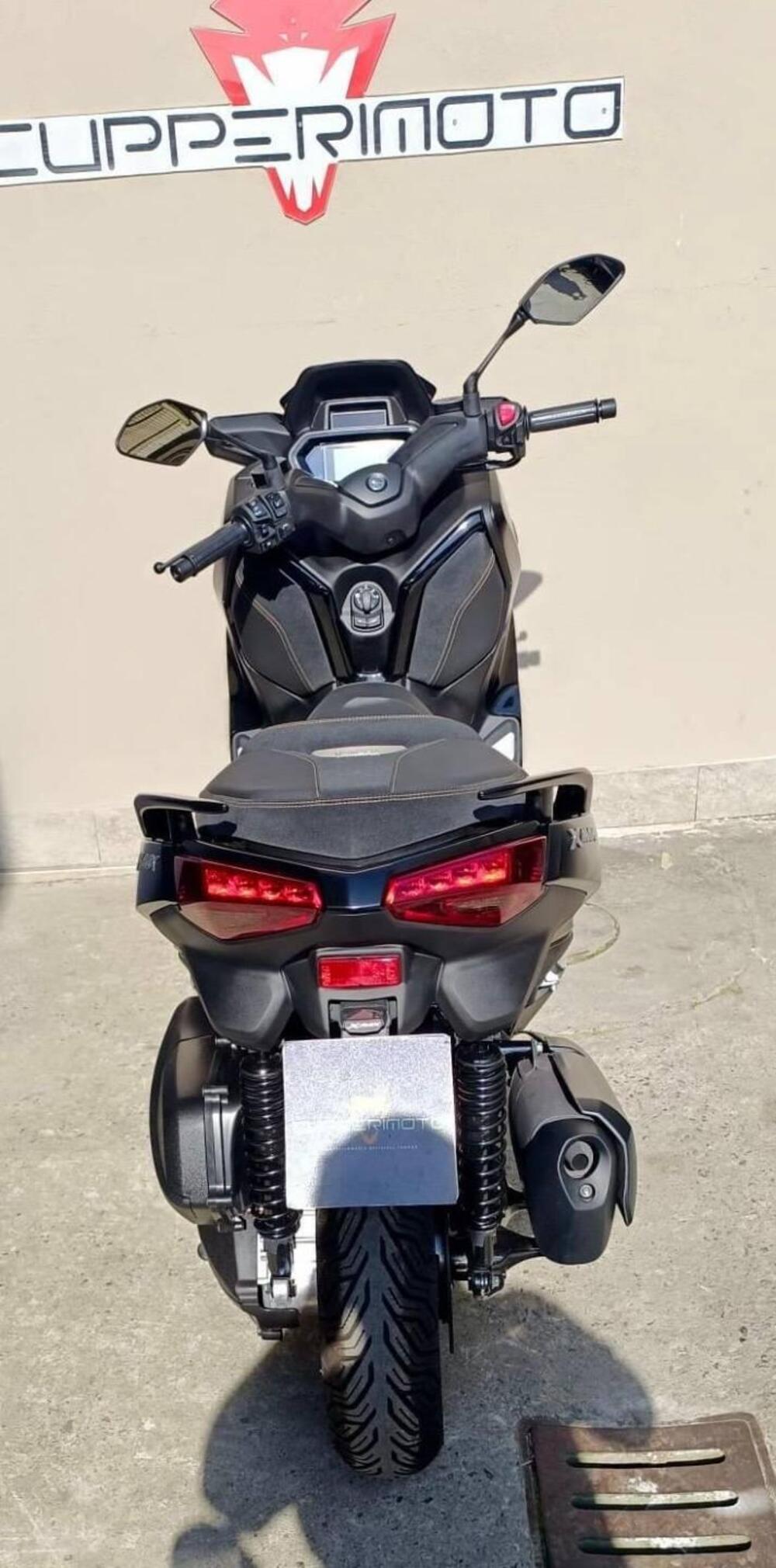 Yamaha X-Max 300 Tech Max (2021 - 24) (3)
