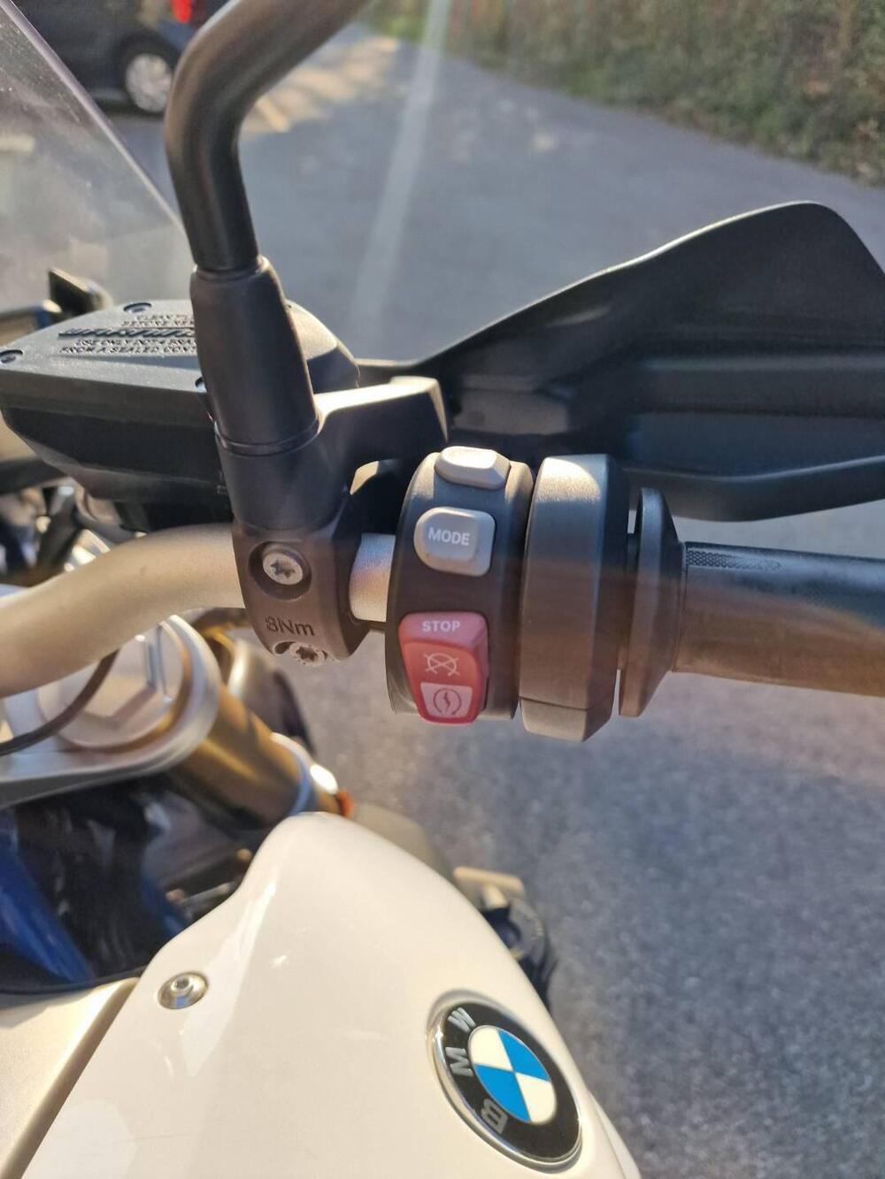 Bmw R 1200 R (2017 - 18) (10)