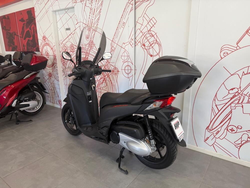 Honda SH 300 i ABS (2013 - 14) (6)