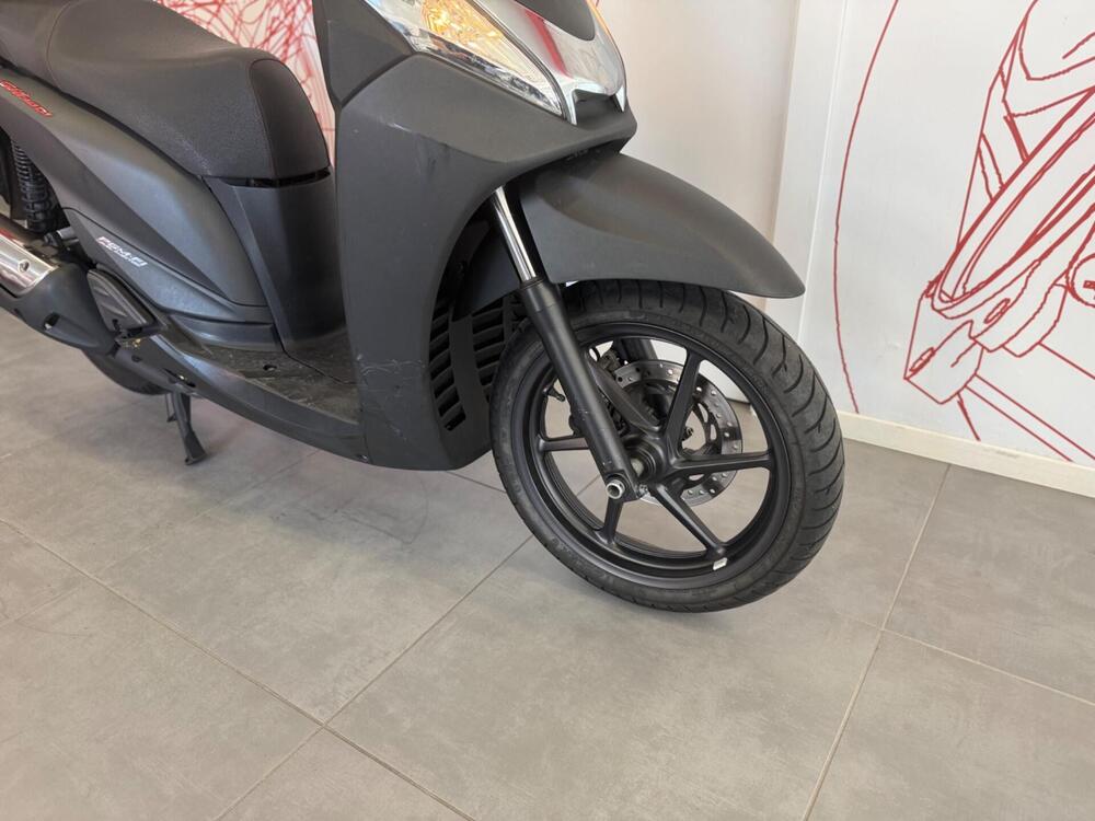 Honda SH 300 i ABS (2013 - 14) (9)