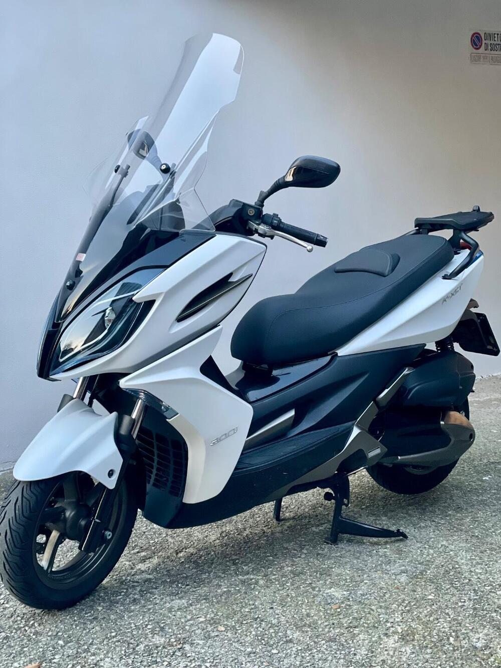 Kymco K-Xct 300i (2012 - 17) (4)