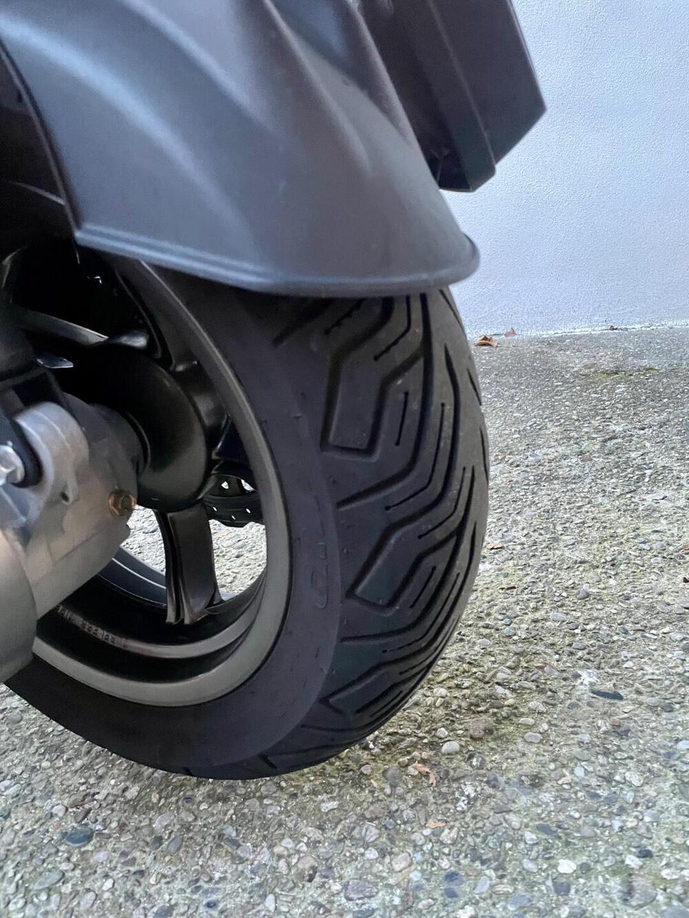 Kymco K-Xct 300i (2012 - 17) (11)