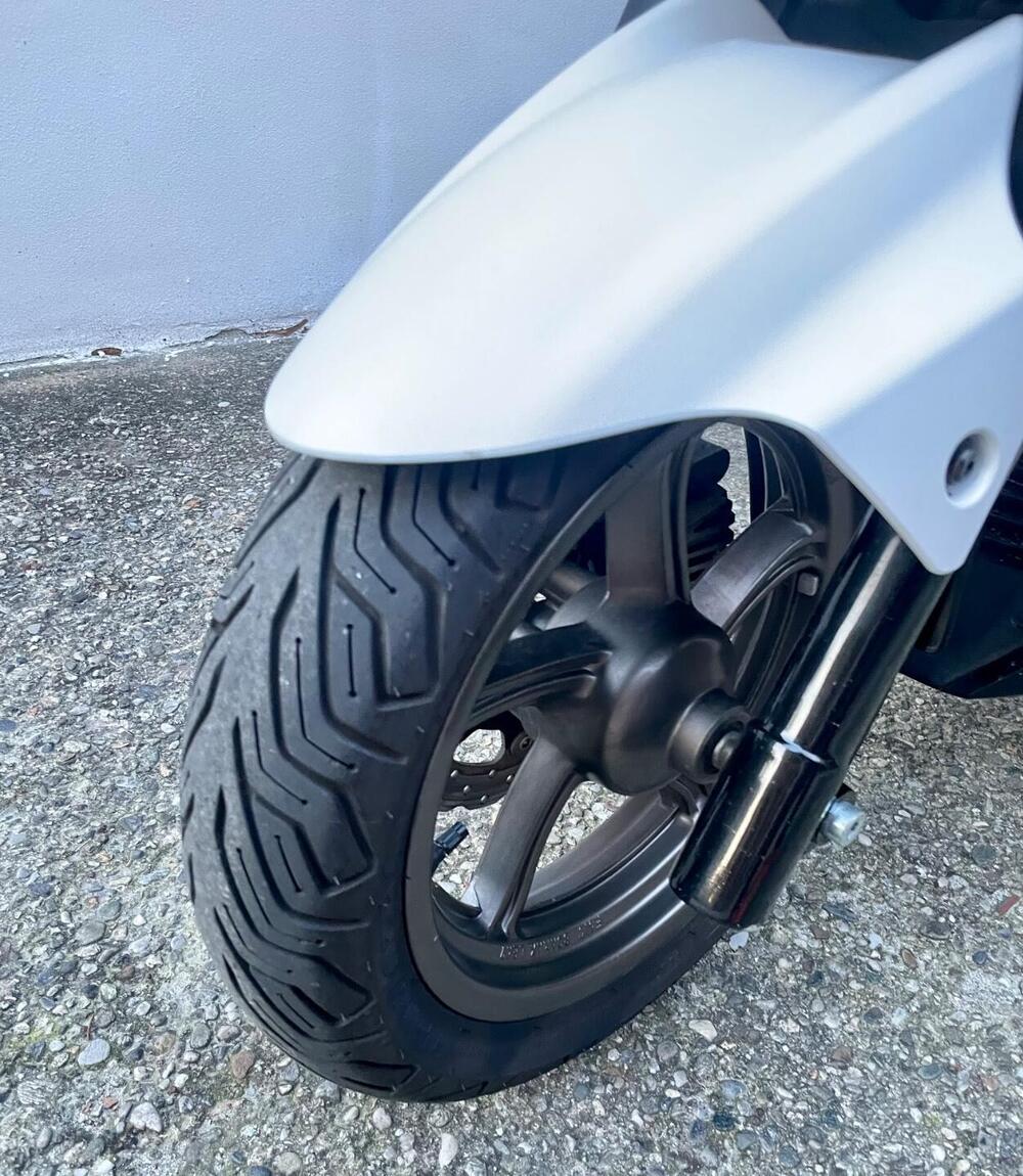 Kymco K-Xct 300i (2012 - 17) (14)